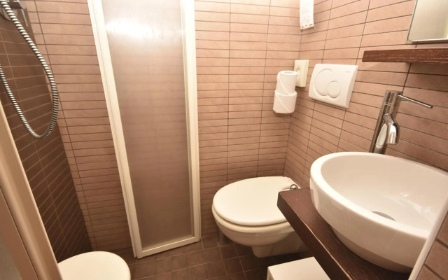 Hotel Thea