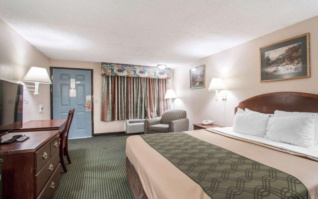 Econo Lodge Pooler - Savannah I-95
