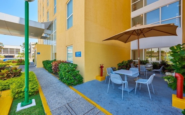 City Express by Marriott Manzanillo