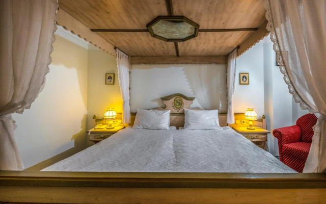 Corvin Hotel Budapest - Sissi wing