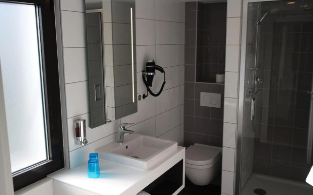 Logis Hôtel Au Lion Rouge