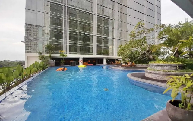 Modern Look And Homey Studio At Mataram City Apartment