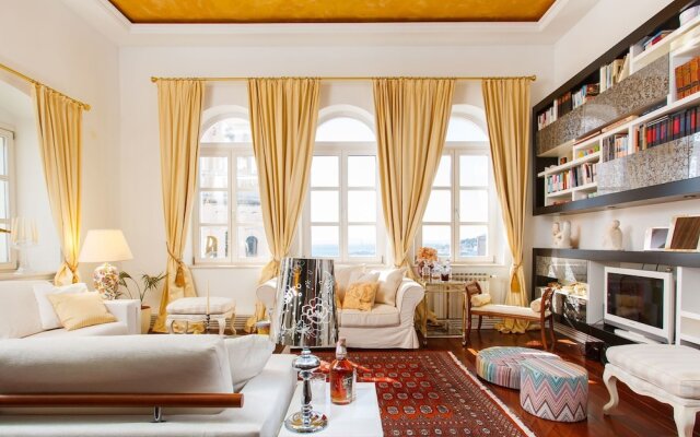 Top of the Tops Center Apartments - extra clean air