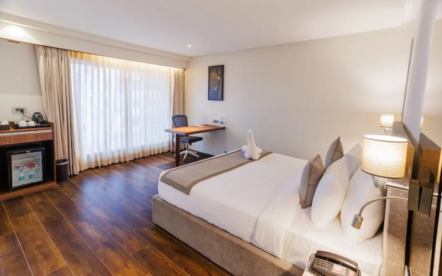 Hotel Golden Aura