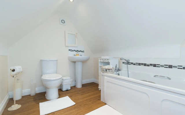 Whitethorn Bed and Breakfast