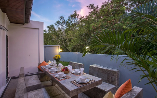 Modern Elegance 3BR Pool Villa Marine