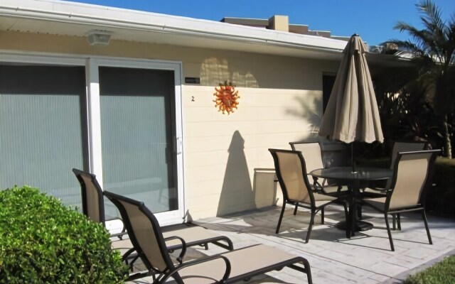 Jamaica Royale 002 - 1 Br Condo