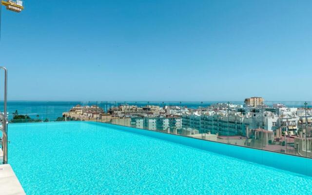 INF3.3K- Stunning city apartment.