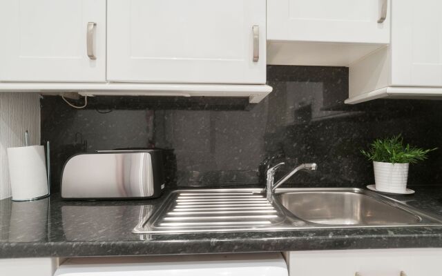 Canonmills Apartment