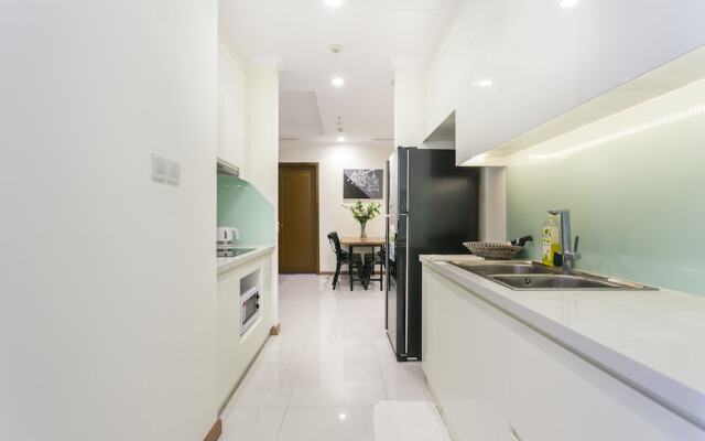 Luxury Apartment in Vinhomes Golden River