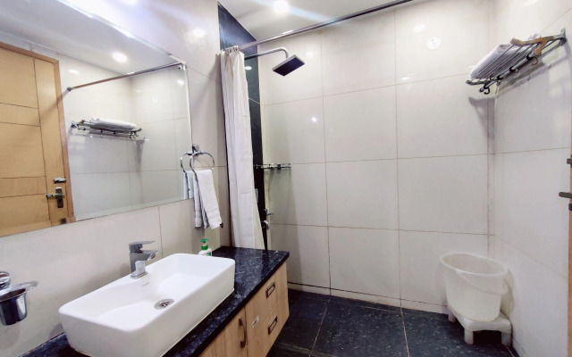 BlueNeck Sec 47 near Medanta -The Medicity' Gurugram