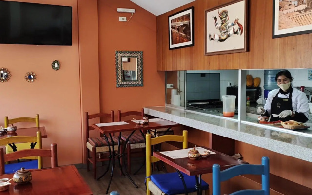 Atoq San Blas Hotel