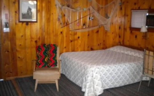 Birchwood Motel