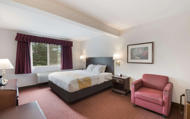 Quality Inn Grand Suites Bellingham