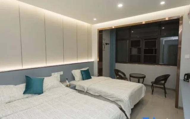 Zhumadian Yaxuan Express Hotel