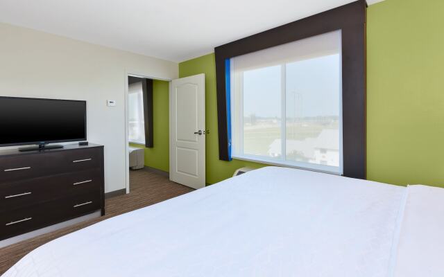 Holiday Inn Express And Suites Effingham, an IHG Hotel