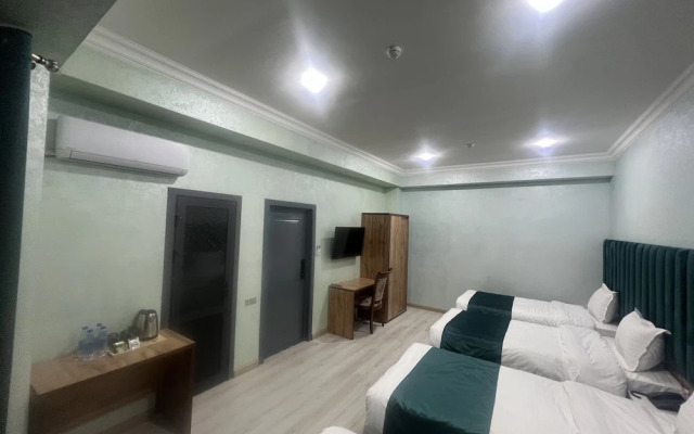 Loft Hotel