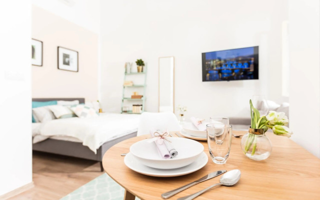 CHILL Apartments