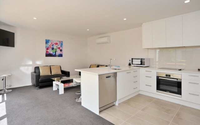 Madras St Apartment 2 - City