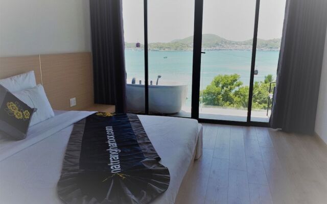 Nha Trang Harbor Apartments & Hotel