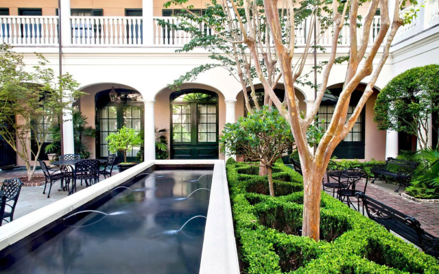 Planters Inn