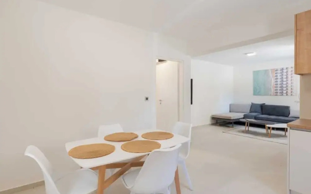 Costa Vasia Suites & Apartments