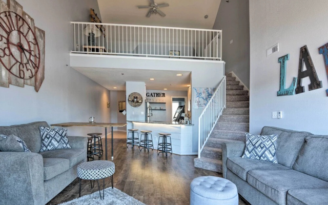 Fun w/ Family! Lake of the Ozarks Condo w/ Pool