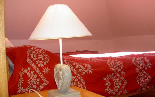 Serenella fontaine Et Coquelicots