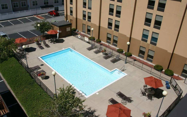 Hampton Inn Louisville-Airport