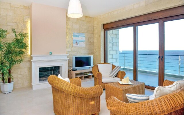 Amazing Home in Heraklion With Wifi and 3 Bedrooms