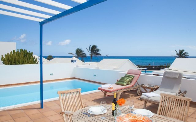 Nice and Cozy Holiday Home With Private Pool and Amazing sea View