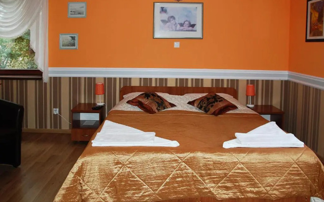 Hotel Restauracja Redos