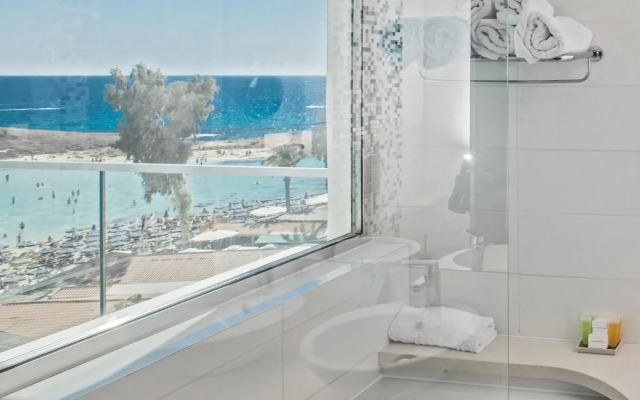 Vassos Nissi Plage Hotel & Spa