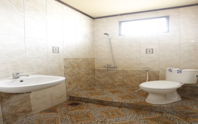 Hotel O Guest House Leo Patra