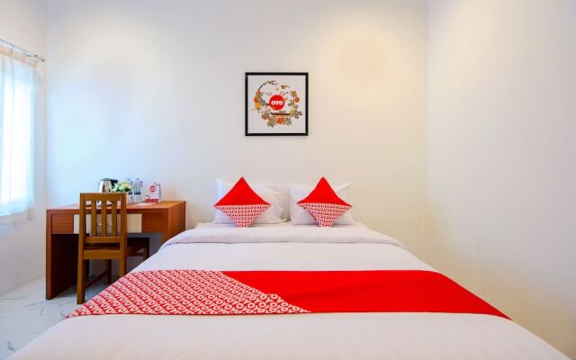 Super OYO 1319 88 Exclusive Guesthouse