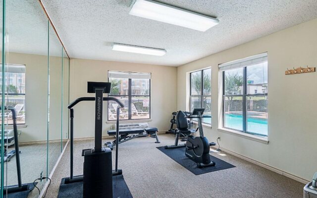 Quality Suites Sherman