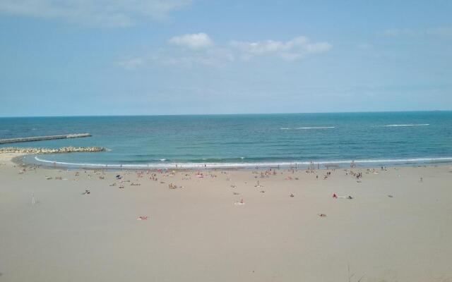 Faleza Nord Sea View Apartment