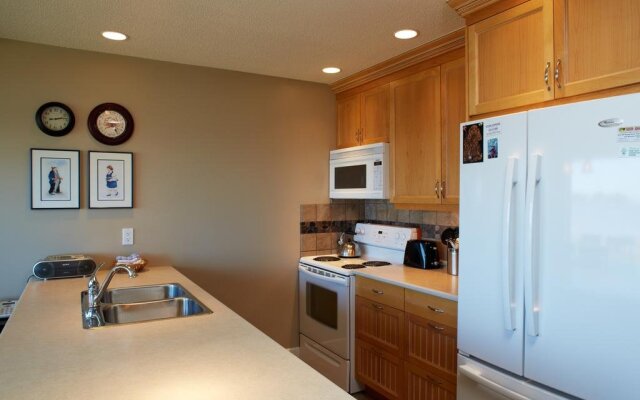 Madrona Beach Resort
