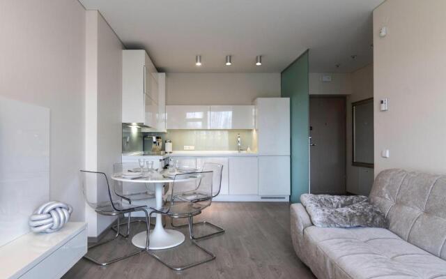 Sea Whisper Apartment, By Cohost