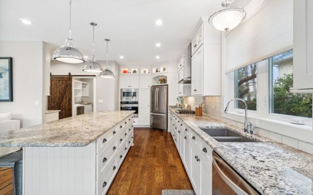 Destiny East - Villa Ciao Bella