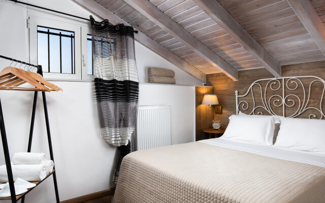 Villa Splantzia-heated Pool-garden-2 min Chania Port