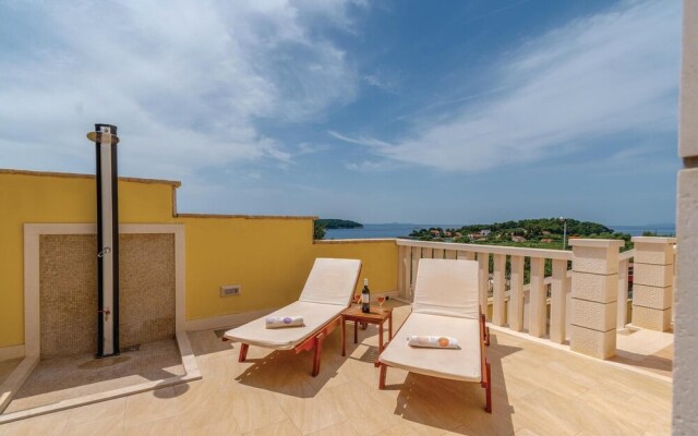 Awesome Home in Blato With Wifi and 6 Bedrooms