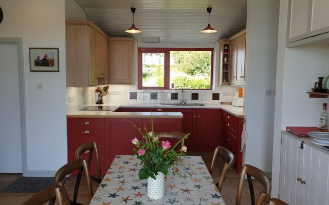 Salmon Cottage