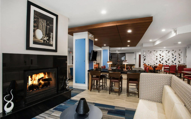 Holiday Inn Express Albany Downtown