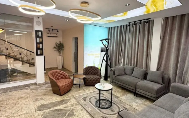 Bottega Apartment & Suites