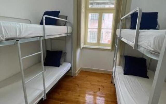 7 Seas 3 Hostel