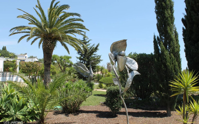 CASA BEACHCOMBER Le jardin des Arts