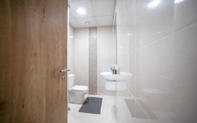 MaisonPrive Holiday Homes Continental Tower