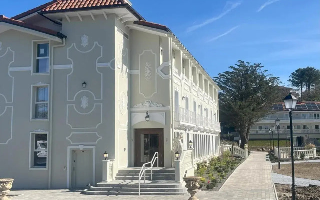 Hotel Nicols