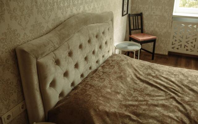 2 bedroom central flat